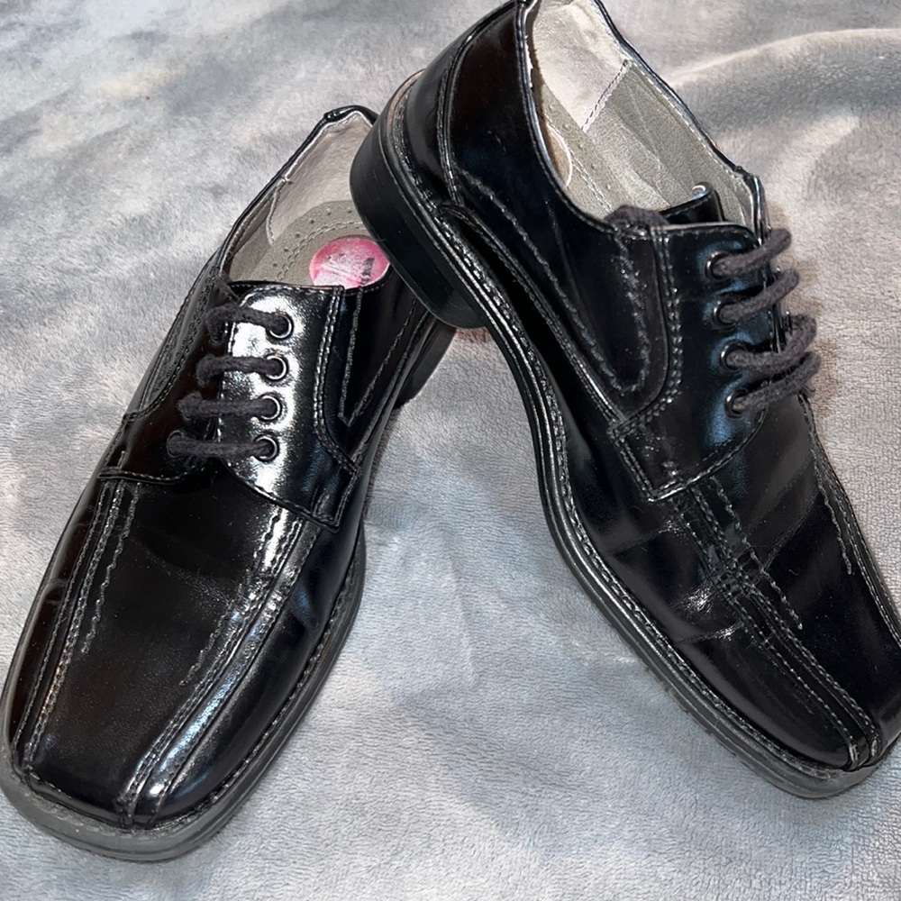 Stacy Adam’s dress shoes